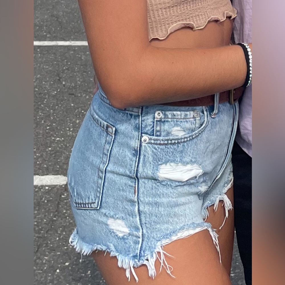 Medium fade Jean shorts